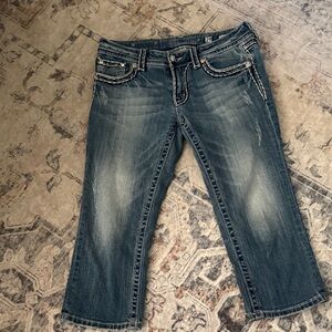 Miss Me Stylish Blue Denim Capri Jeans